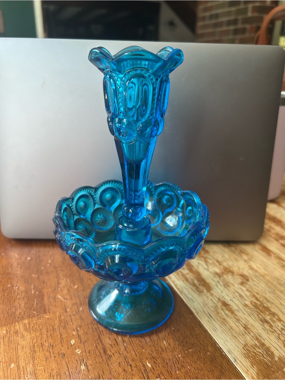 LE Smith Colonial Glass Single Horn Moon and Star cobalt